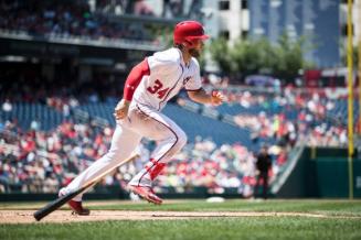 Bryce Harper Running photograph, 2017 June 10