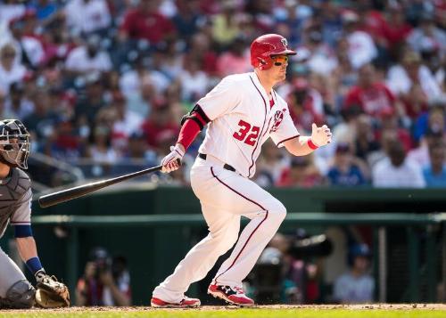 Matt Wieters Batting photograph, 2017 June 11