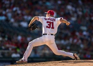 Max Scherzer Pitching photograph, 2017 June 11