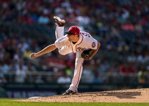 Max Scherzer Pitching photograph, 2017 June 11