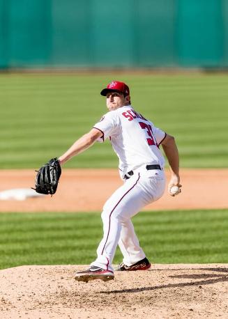 Max Scherzer Pitching photograph, 2017 June 11