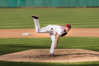 Max Scherzer Pitching photograph, 2017 June 11