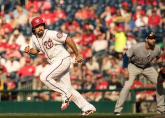 Anthony Rendon Running photograph, 2017 June 11