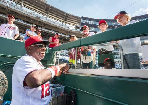 Dusty Baker Signing Autographs photograph, 2017 June 11