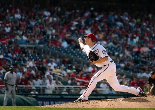 Max Scherzer Pitching photograph, 2017 June 11