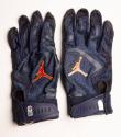 Yadier Molina 2,000th Career Hit batting gloves, 2020 September 24