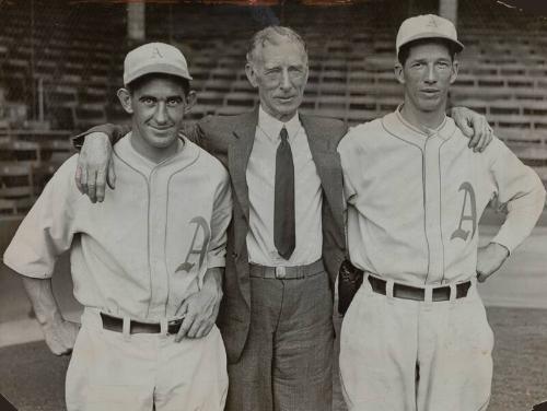 Connie Mack, Mickey Cochrane, and Lefty Grove photograph, 1931 September 25