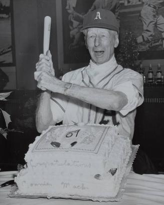 Connie Mack 89th Birthday photograph, 1951 December 22