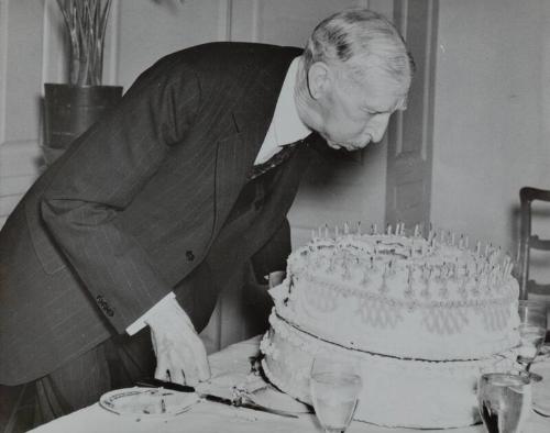 Connie Mack 78th Birthday photograph, 1940 December 23