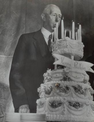 Connie Mack 85th Birthday photograph, 1947 December 23