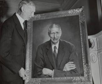 Connie Mack with Portrait photograph, 1943 February 05