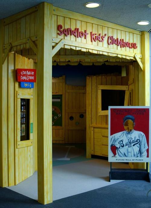 Sandlot Kids Clubhouse photograph, 2004