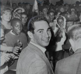 Sandy Koufax photograph, 1963 October 04