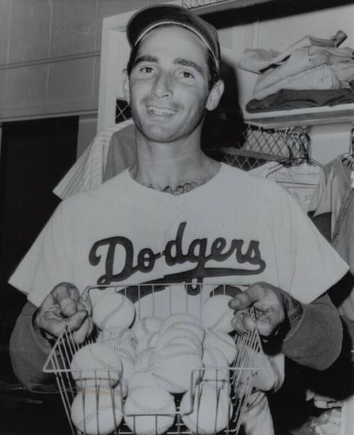 Sandy Koufax photograph, 1965 August 10