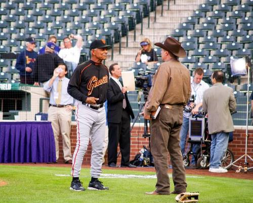 Felipe Alou and Tracy Ringolsby photograph, 2006 April 21