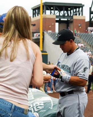 Miguel Cabrera Autograph photograph, 2006 June 03