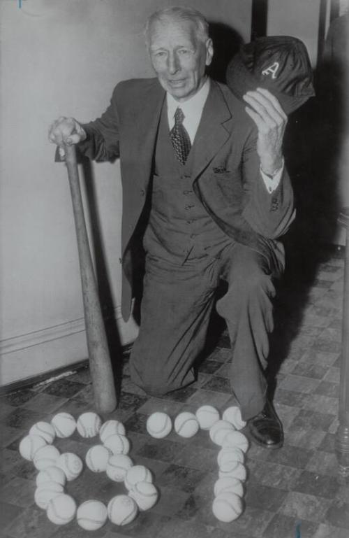 Connie Mack 87th Birthday photograph, 1949 December 22