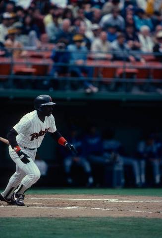 Tony Gwynn Running slide, 1985 April