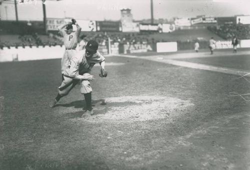 Grover Cleveland Alexander Pitching photograph, 1913 or 1914