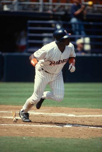 Tony Gwynn Running slide, 1993