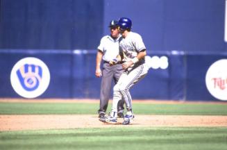 Paul Molitor slide, 1993 September 05