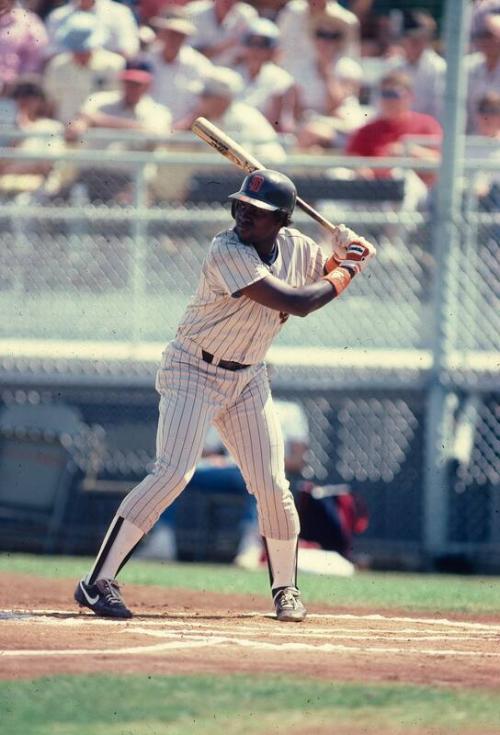 Tony Gwynn Batting slide, between 1985 and 1990