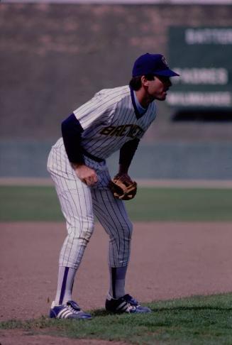 Paul Molitor slide, 1983 March