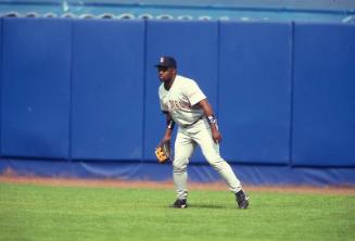 Tony Gwynn Fielding slide, 1995 May 29