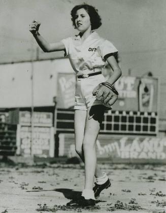 Dottie Collins Fielding photograph, 1937