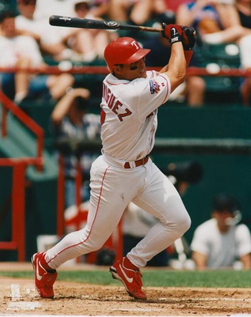 IvÃ¡n RodrÃ­guez Batting photograph, 1997