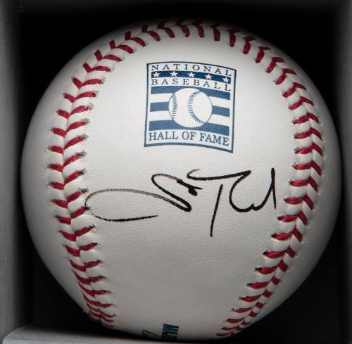 Scott Rolen Autographed ball, 2023