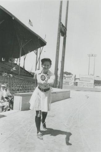 Clara Cook photograph, 1944