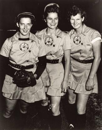 Connie Wisniewski, Alice Haylett, and Jo Kabick photograph, 1946