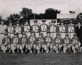 Fort Wayne Daisies Team photograph, 1953