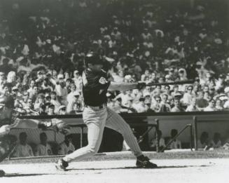 Paul Molitor Batting photograph, 1997