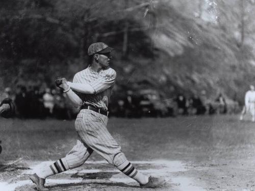 Mel Ott Batting photograph, 1926 or 1927