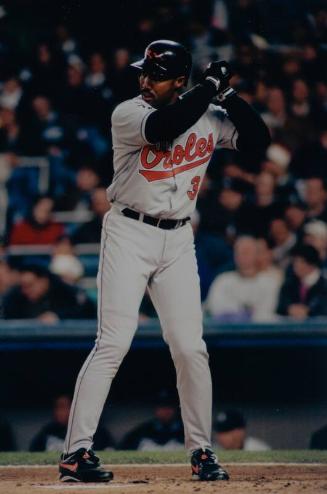 Harold Baines Batting photograph, between 1997 and 1999