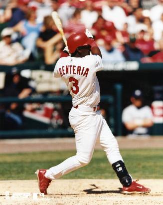 Edgar Renteri­a Batting photograph, 2000