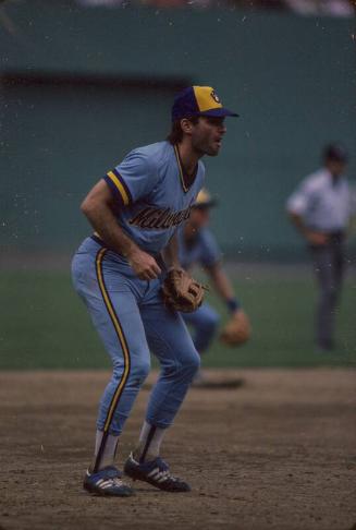 Paul Molitor Fielding slide, between 1978 and 1984