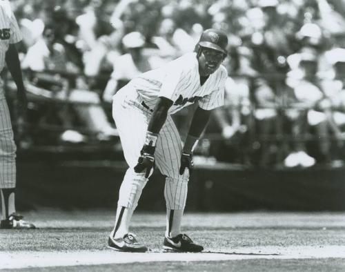 Tony Gwynn on Base photograph, between 1985 and 1994