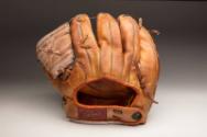 Warren Spahn 267th Victory glove