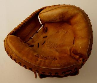 Johnny Bench catcher's mitt