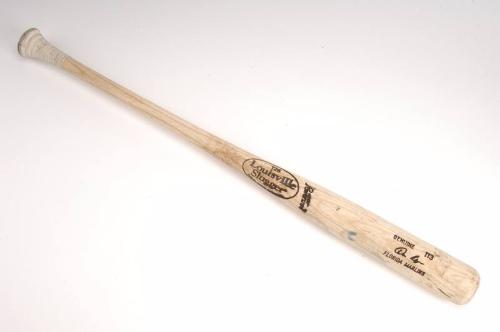 Dan Uggla bat