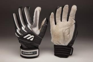 Ichiro Suzuki batting gloves