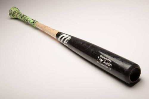 Tyler Austin home run bat