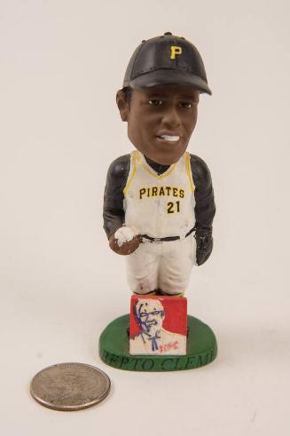 Roberto Clemente mini bobblehead